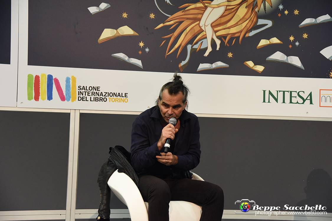 VBS_0614 - Salone del Libro di Torino - 33.ma edizione - 15 Ottobre 2021.jpg